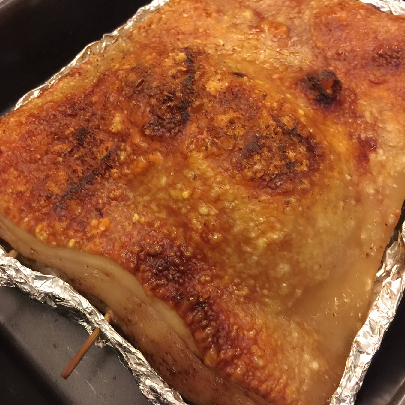 广式脆皮烧肉