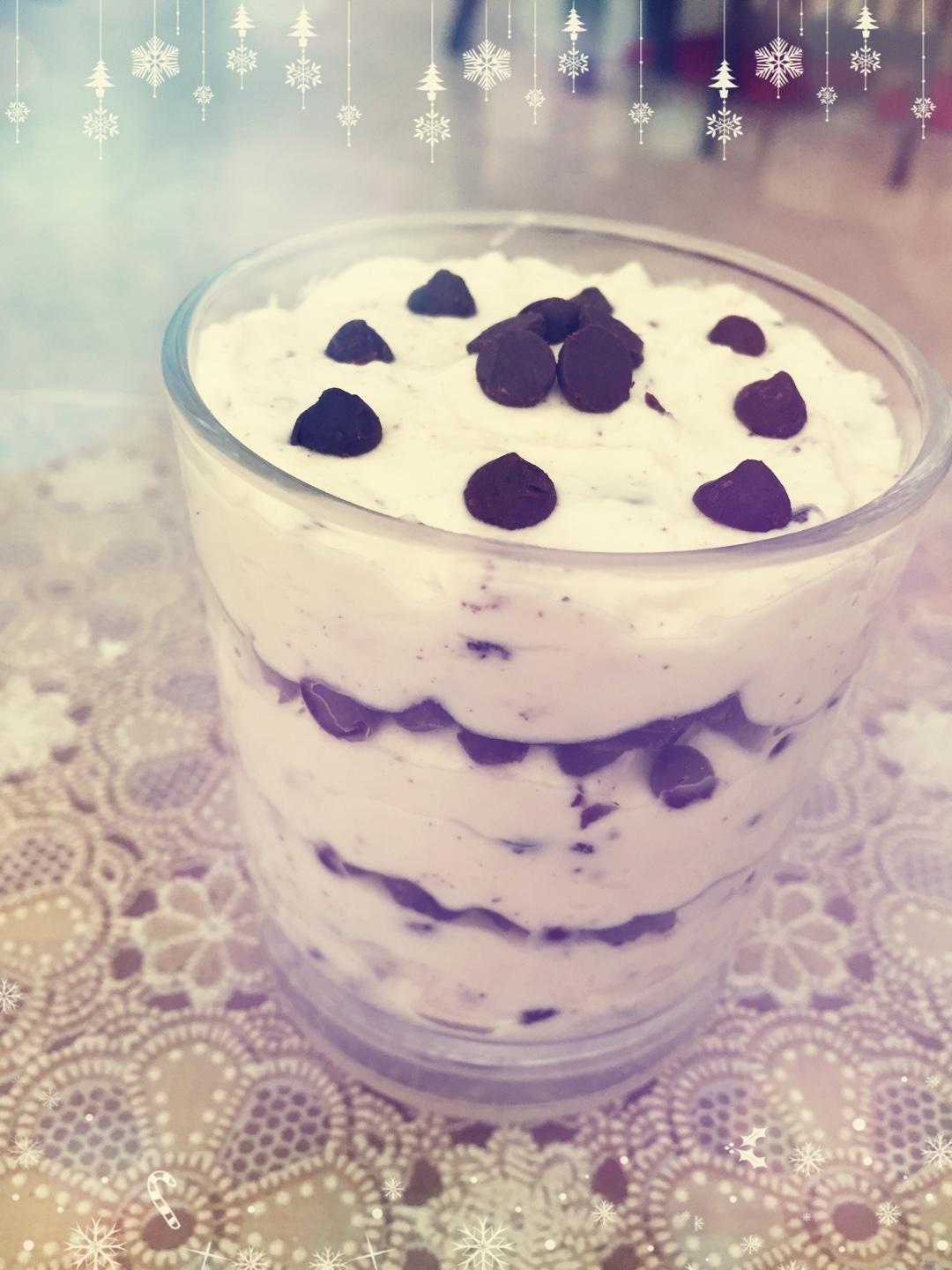 奥利奥巧克力奶油冰淇淋--手残党也能轻松get的美味的做法