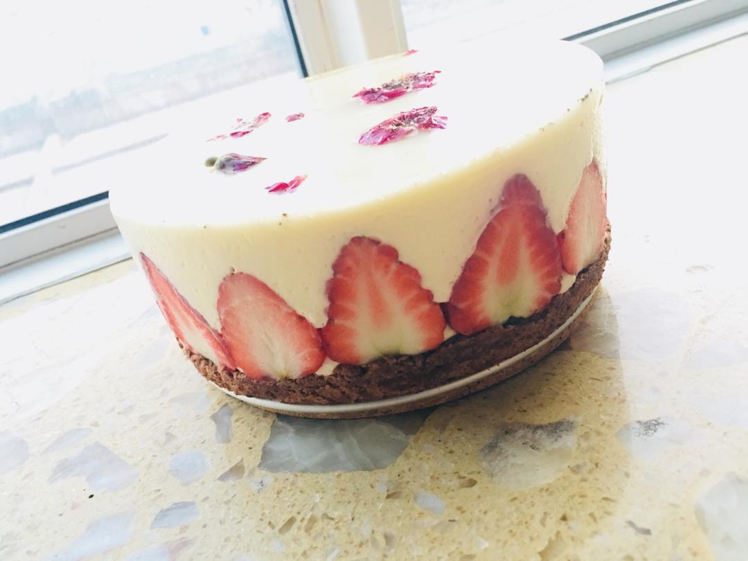 樱花酸奶慕斯蛋糕（免烤）