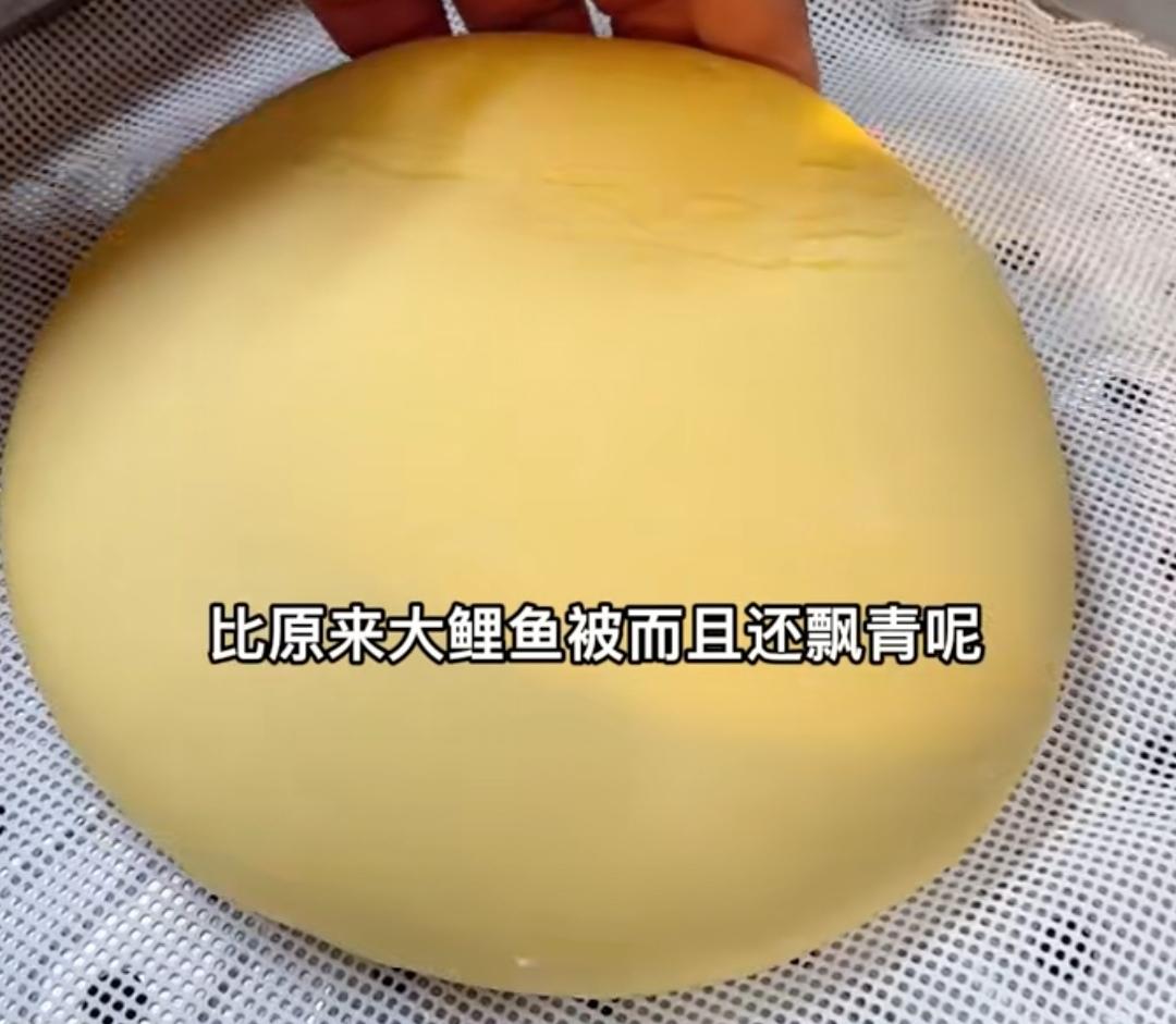 白面大发糕    玉米面发糕       南瓜发糕     西红柿鸡蛋紫菜汤     胡辣汤   花生米   小菜   南瓜马拉糕    大米发糕的做法 步骤17