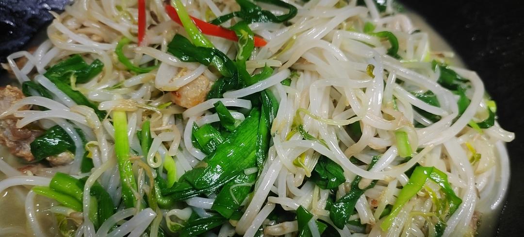 韭菜炒豆芽