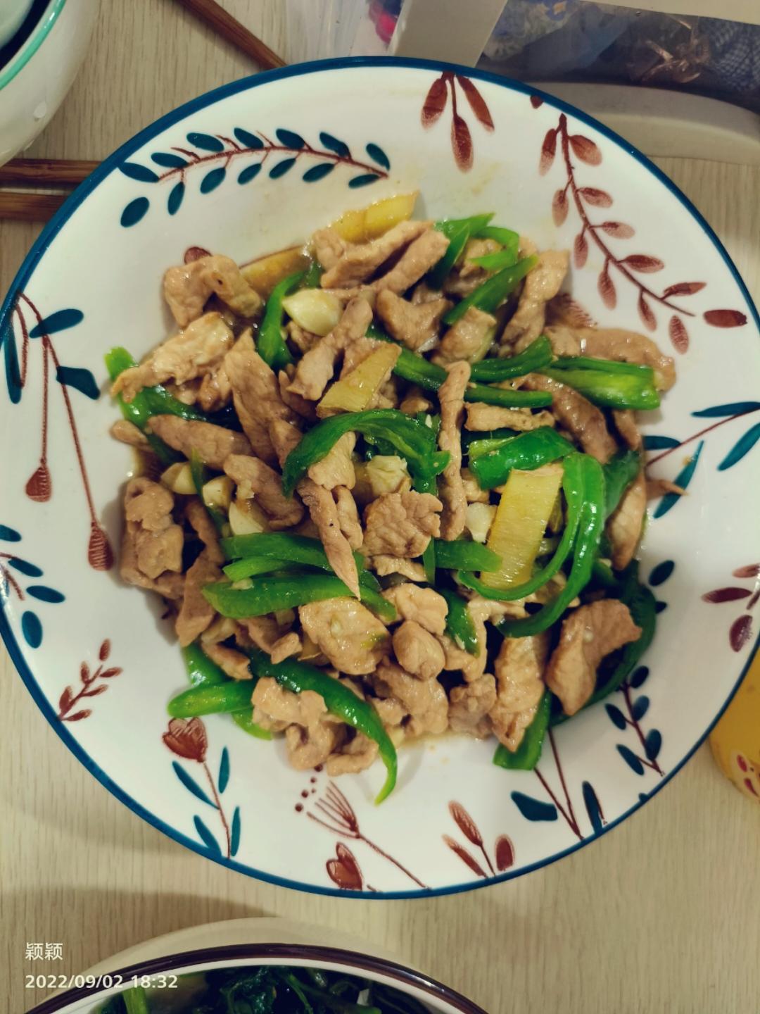 ‼️好吃到舔盘的青椒肉丝盖浇饭
