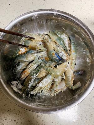 香过泰国味道的咖喱虾的做法 步骤4
