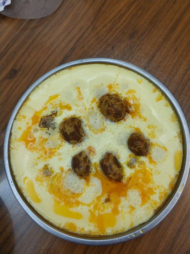 鹹蛋黄肉饼蒸蛋