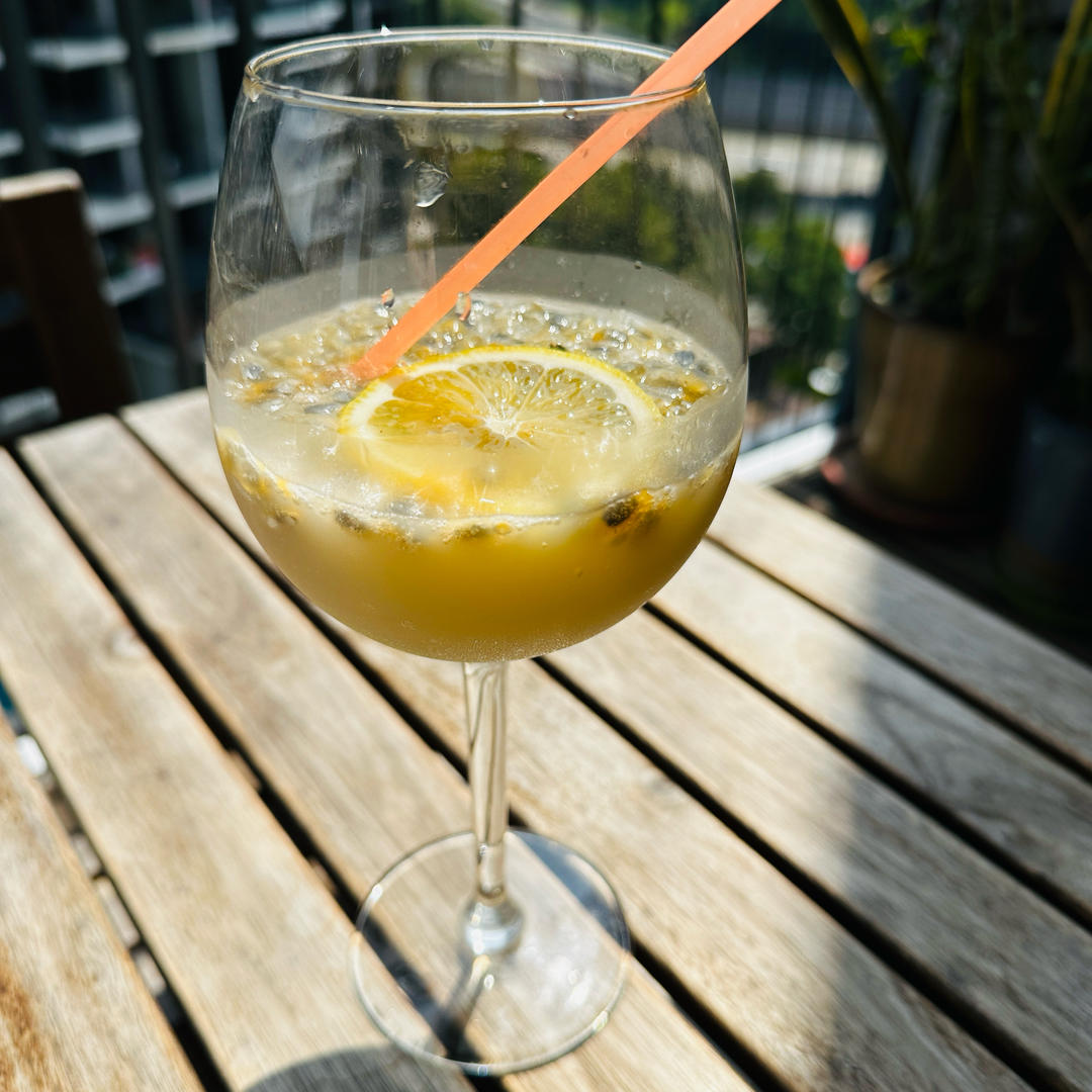 百香果柠檬养乐多🍋夏日神仙自制饮品🌈