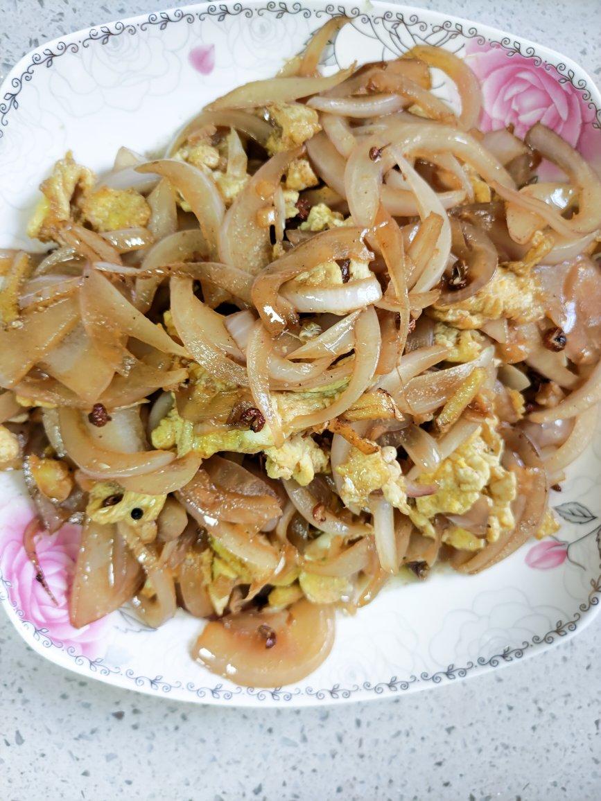 洋葱炒鸡蛋