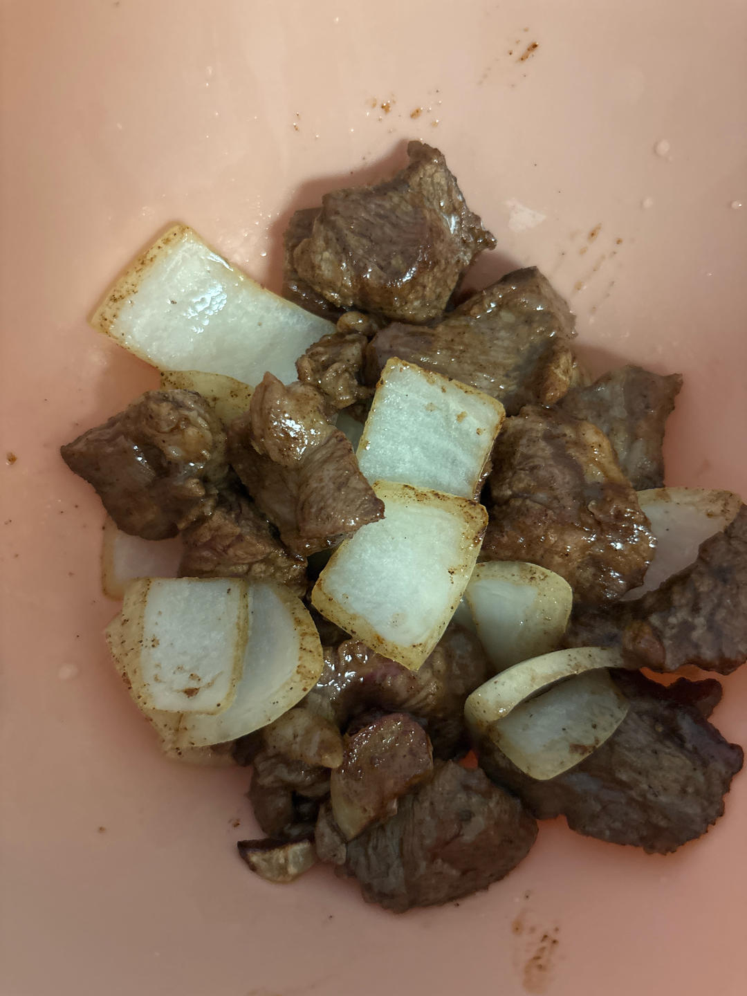 好吃到舔盘的蒜香黑椒牛肉粒