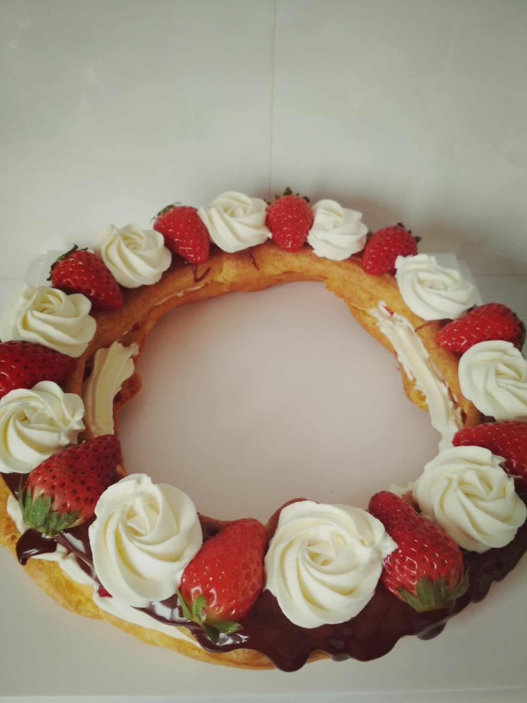 高颜值的花环泡芙