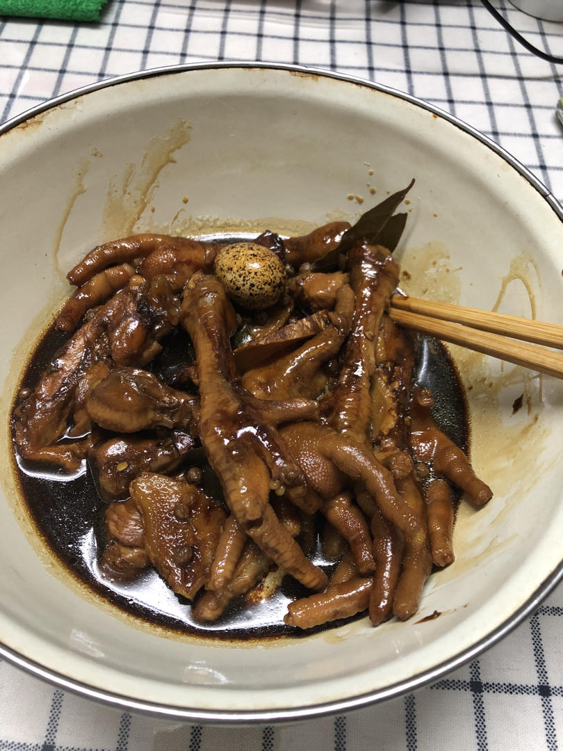 香辣卤鸡爪