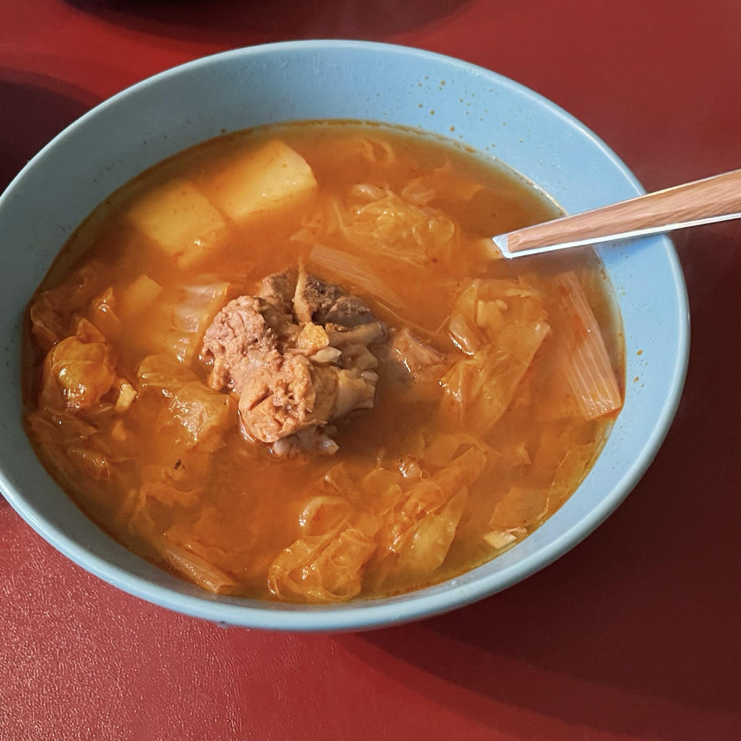 韩式脊骨土豆汤