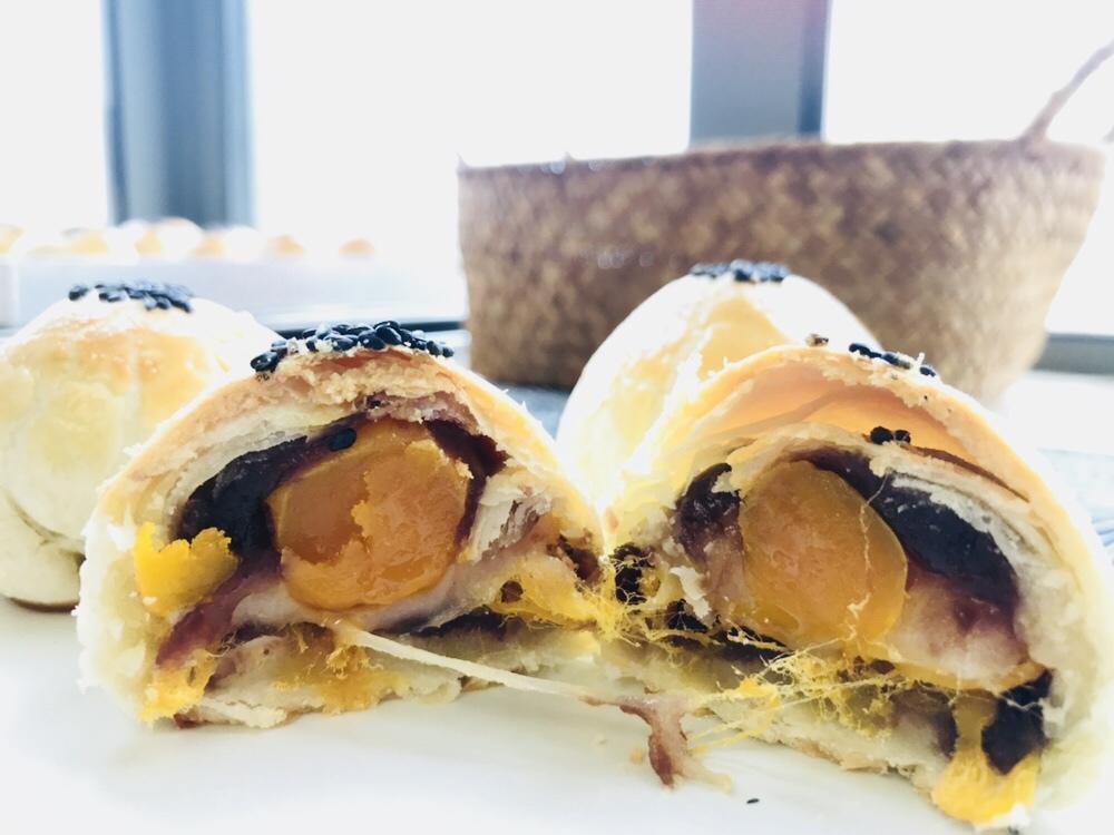 ㊙️网红麻薯肉松蛋黄酥🔥，好吃到爆‼️