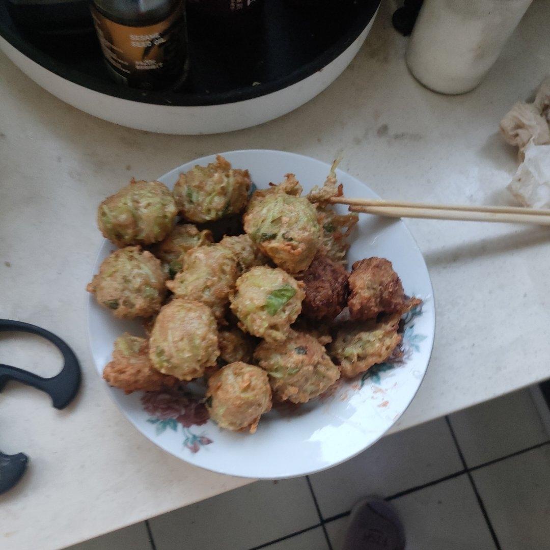 炸胡萝卜丸子
