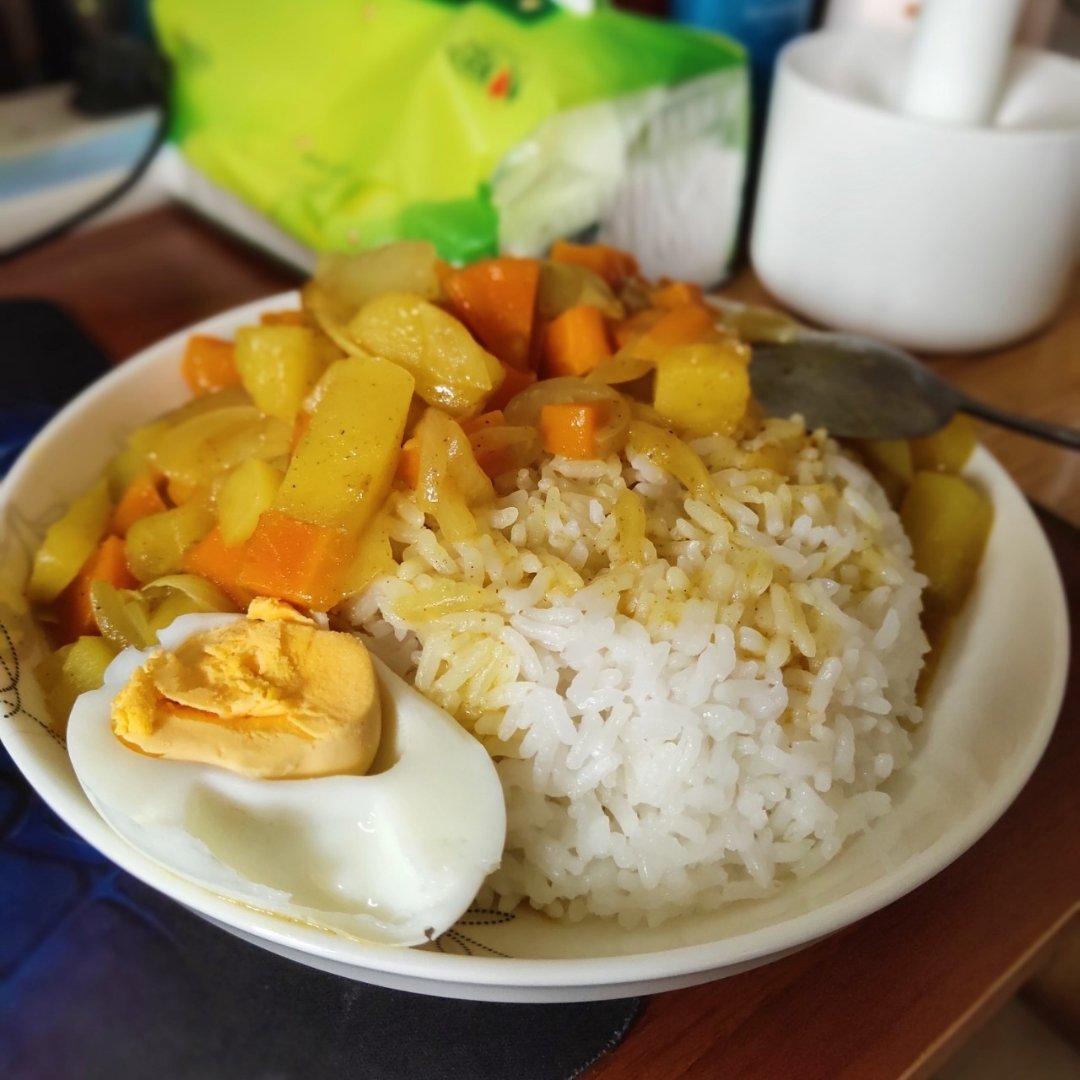 咖喱土豆饭