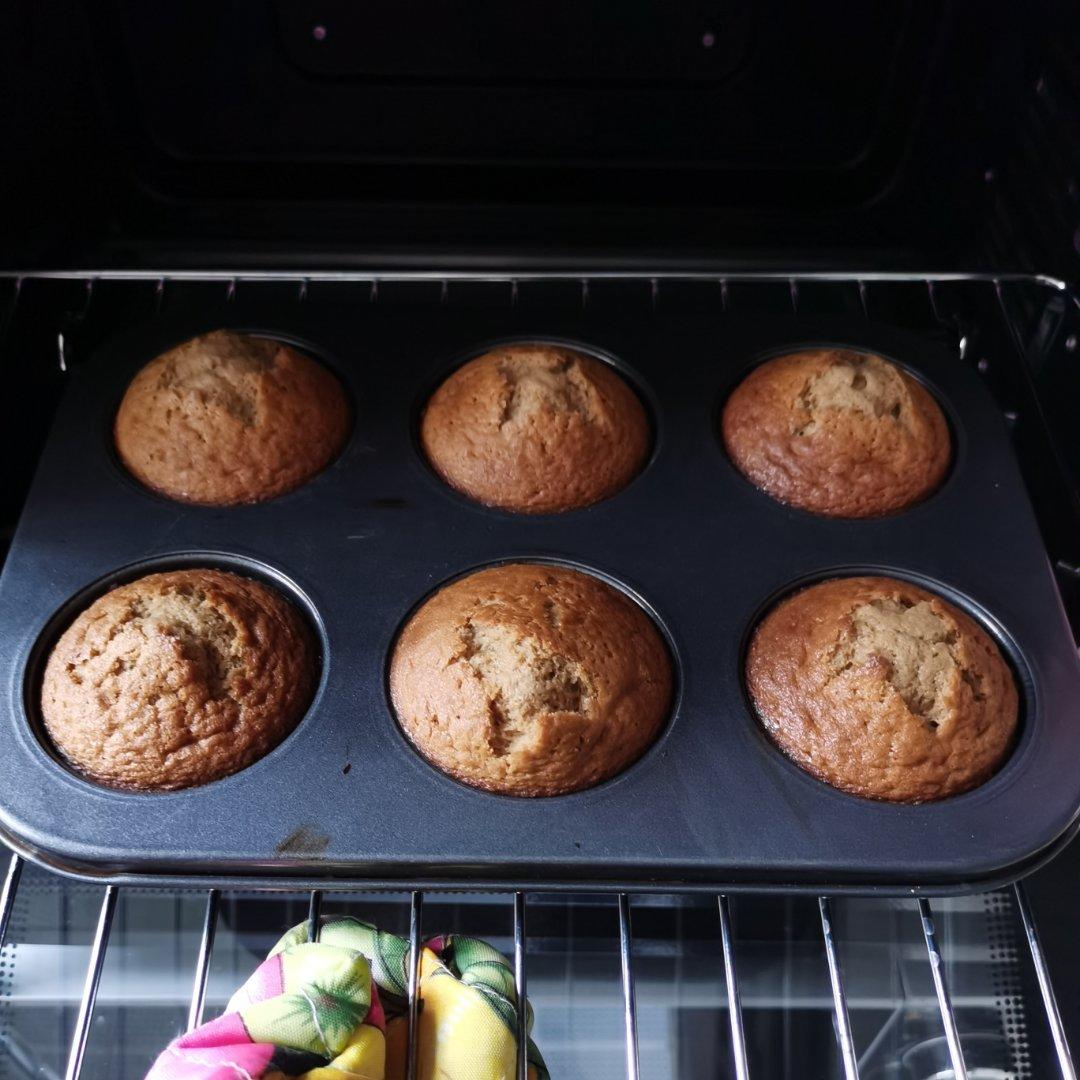 巧克力熔岩蛋糕(全图文超简单)