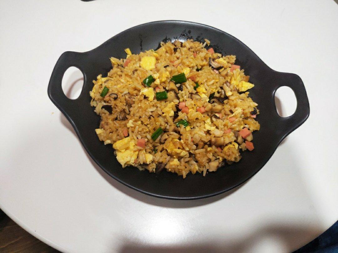酱油炒饭(超级简单)