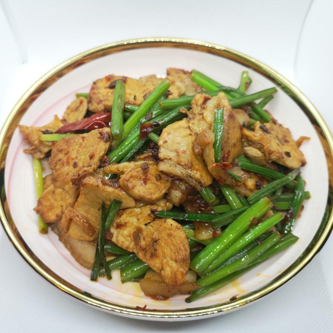 厨师长教你：“回锅肉”的正宗做法，先收藏