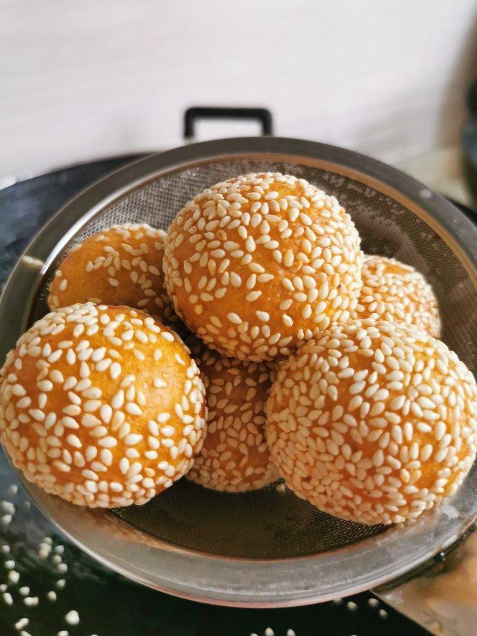雨松妈做的南瓜芝麻球聚餐必做小点心