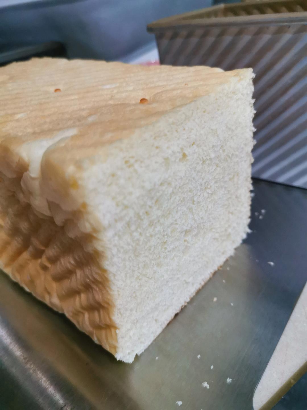 只需一次发酵的超软吐司（附面包机揉手套膜攻略）