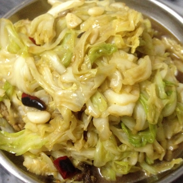 阿婆手撕包菜