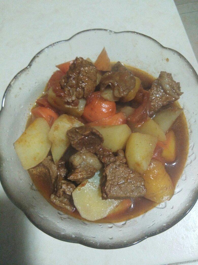 土豆炖牛肉
