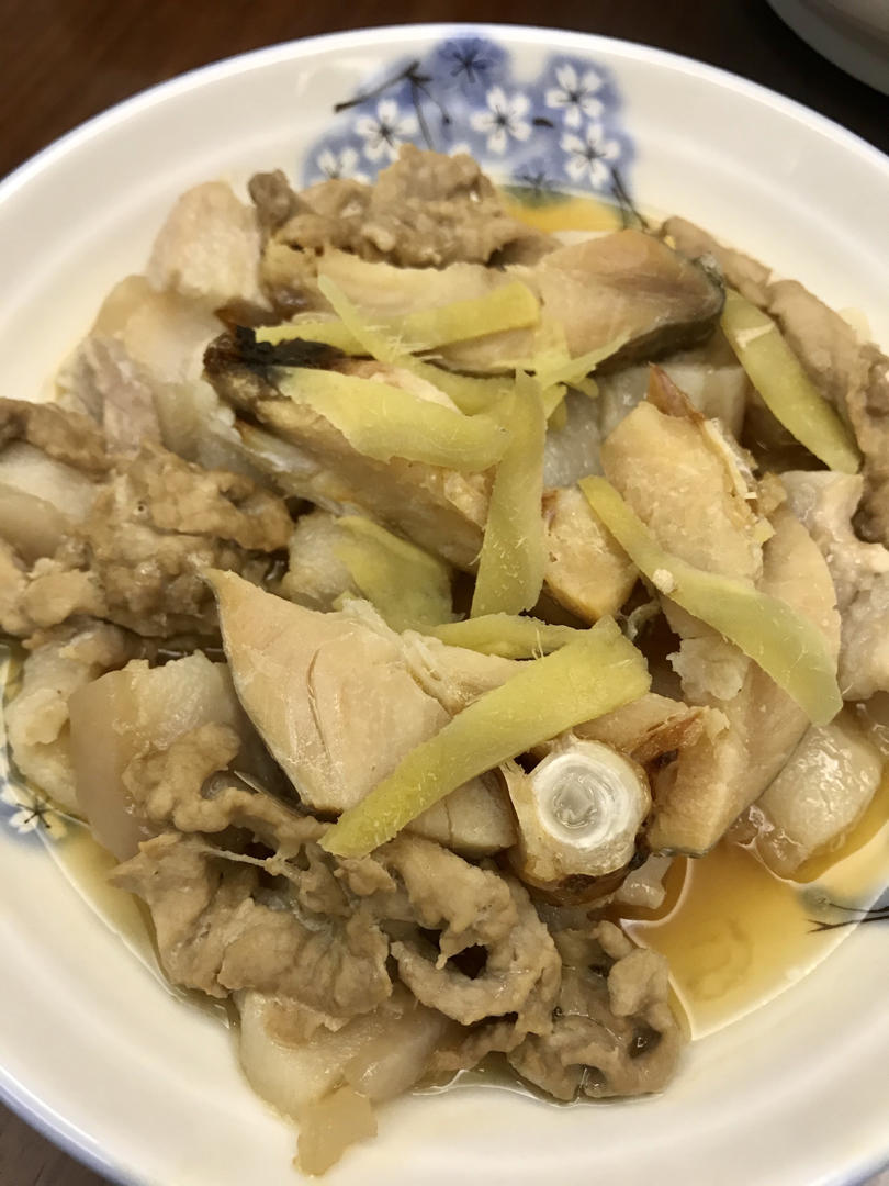 (三牙)咸鱼蒸五花肉