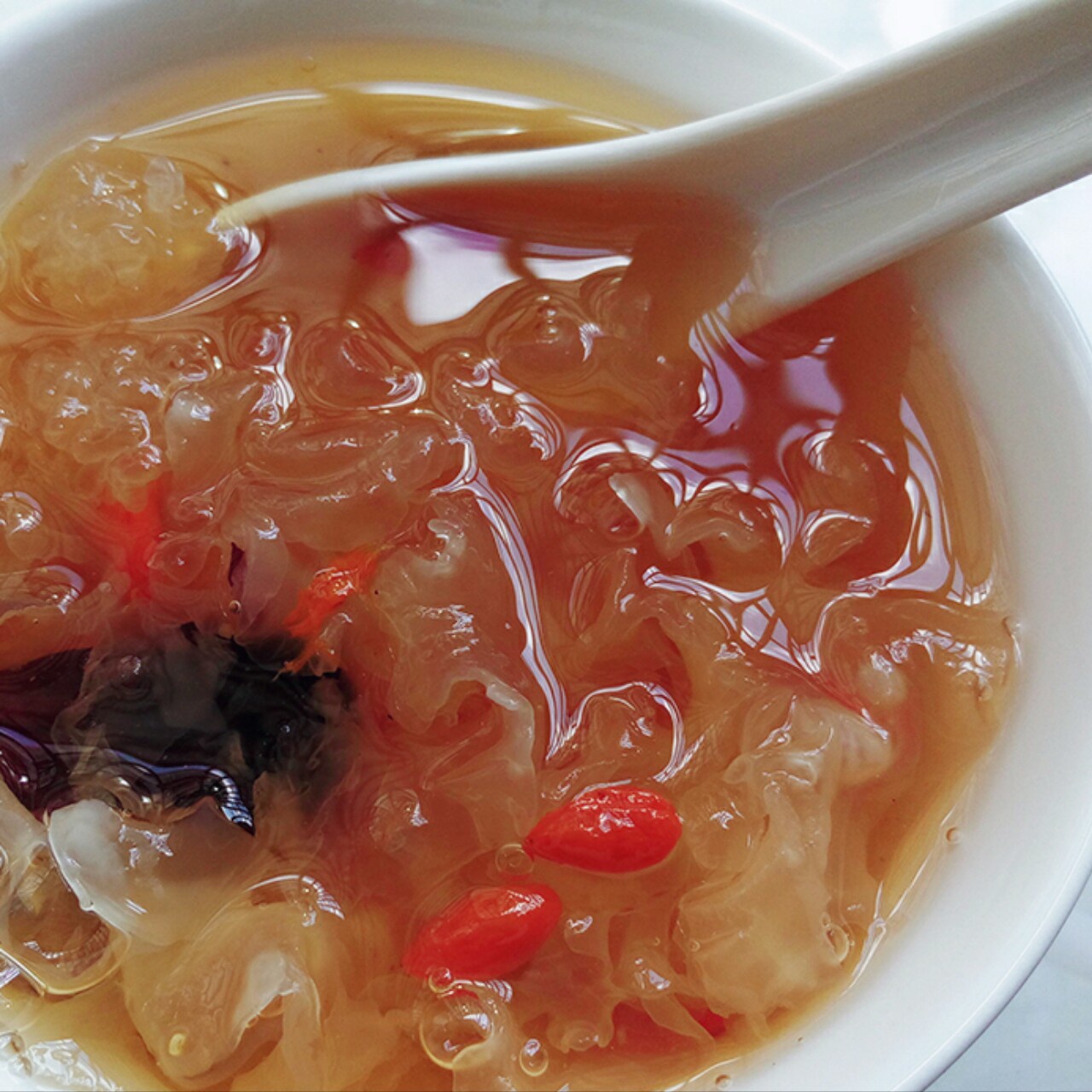 雨若未央做的银耳汤