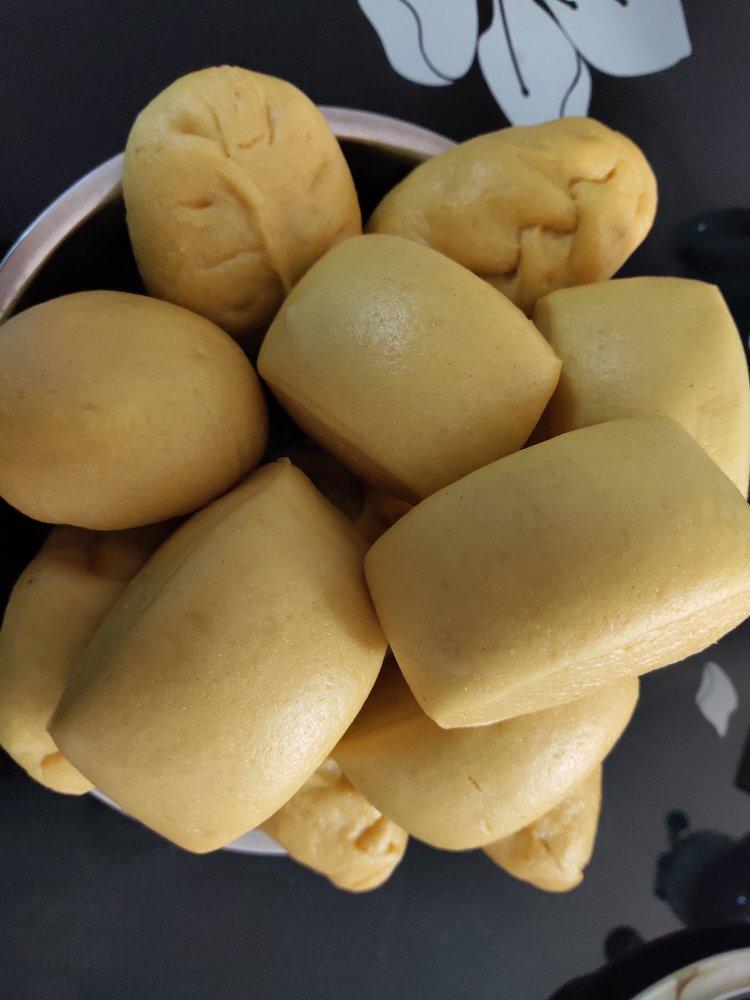 菜菜薇做的农家玉米面粗粮馒头