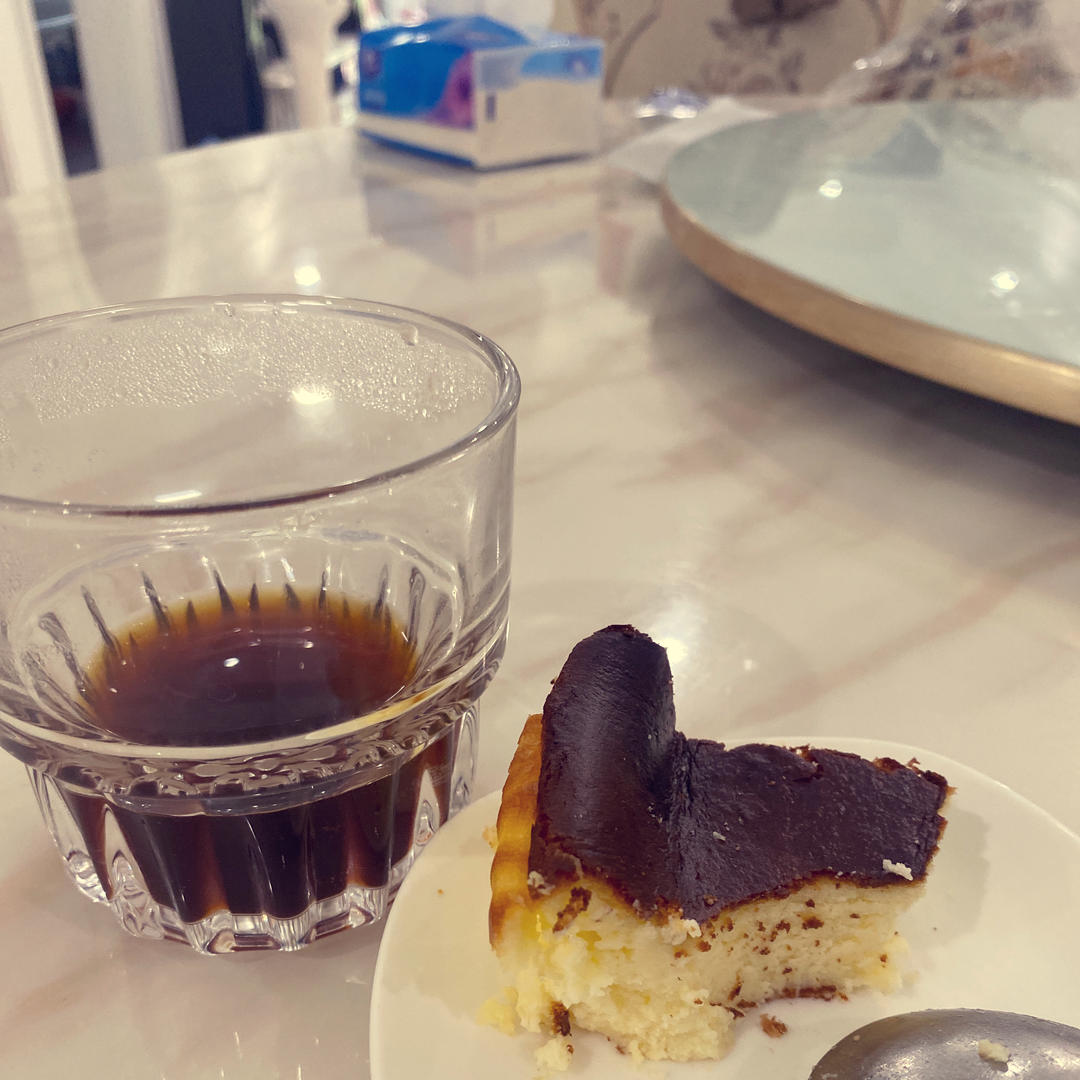 巴斯克式烤芝士蛋糕[超简单][搬运]