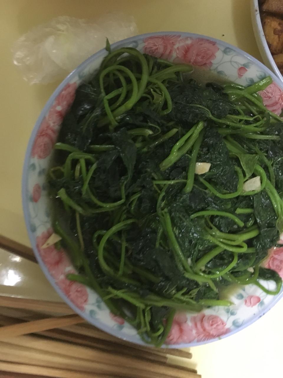 蒜蓉地瓜叶