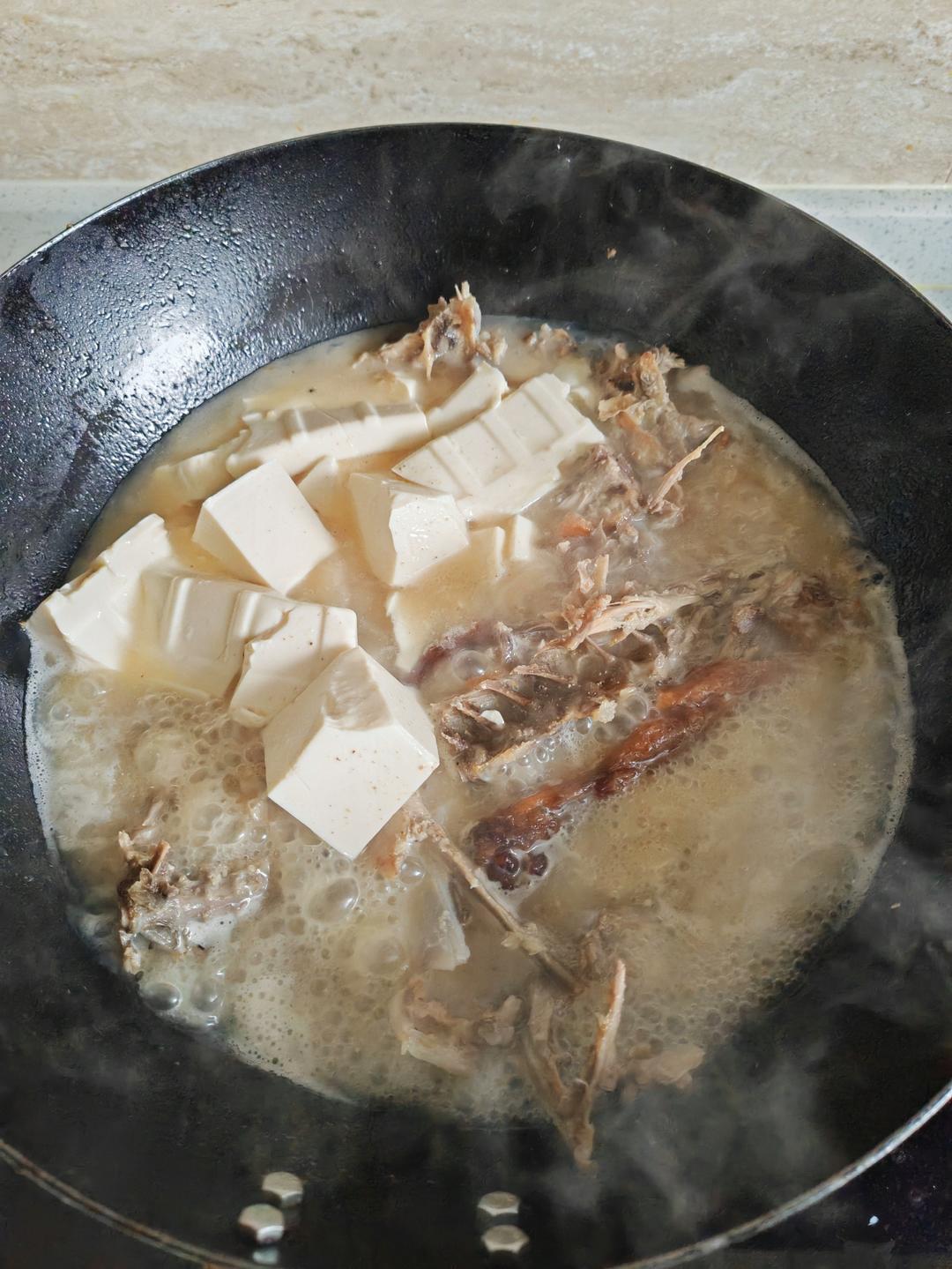 片完烤鸭 鸭架的好去处 鸭架豆腐汤