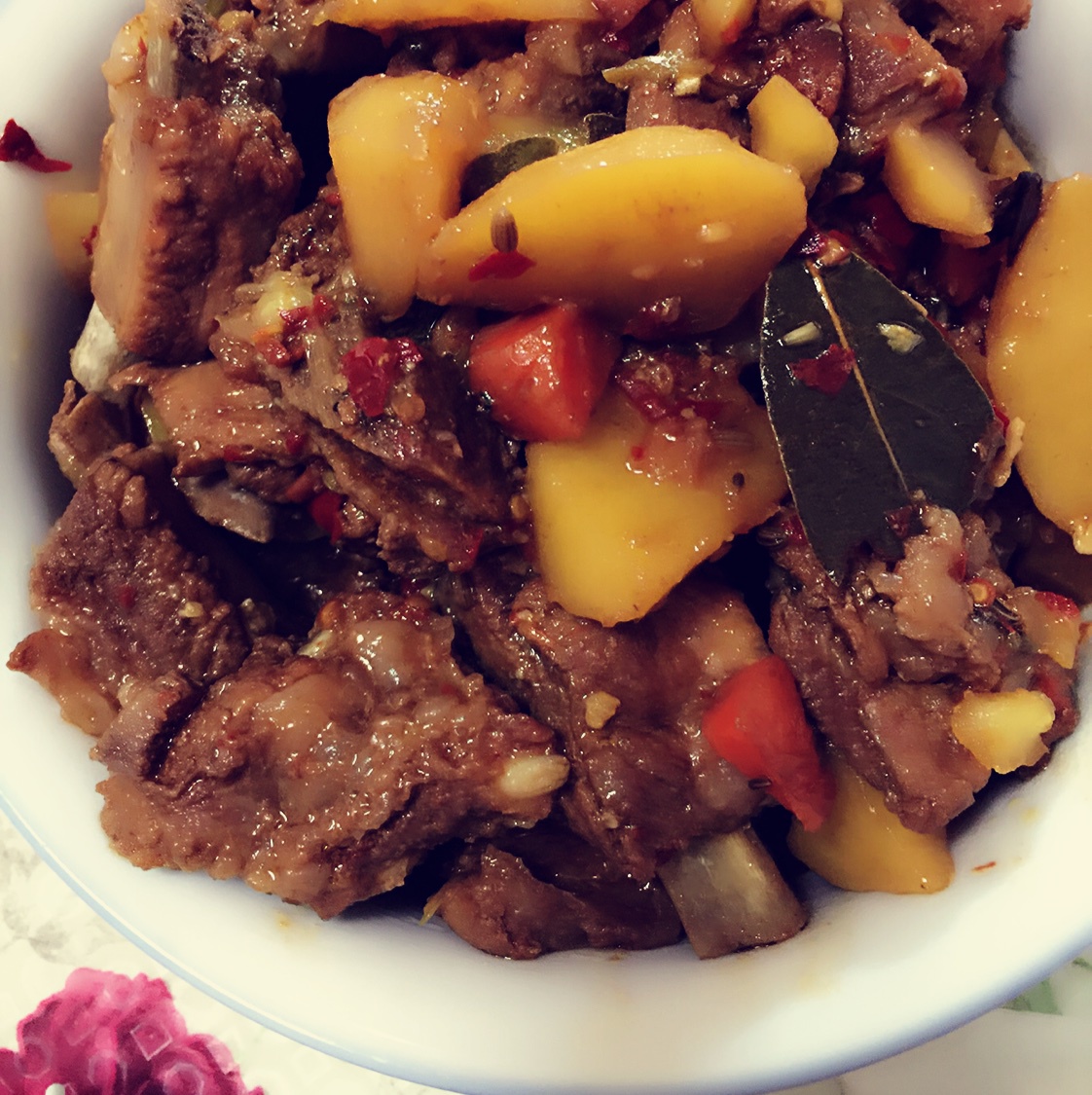川味土豆烧排骨