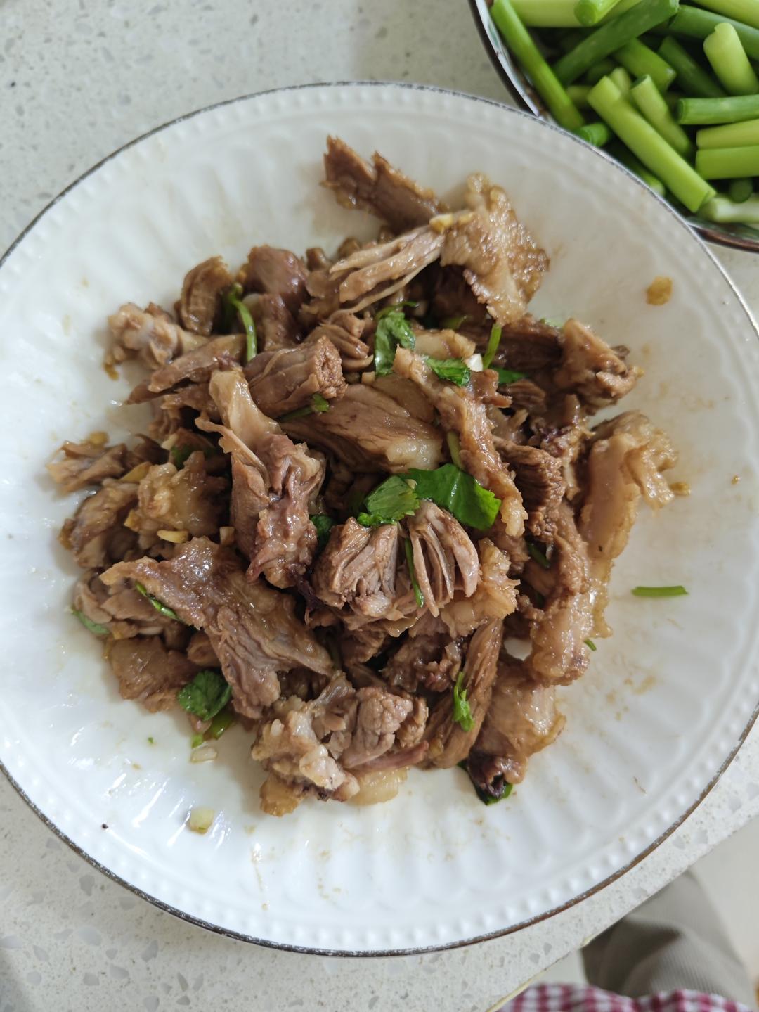 “大骨两吃”做法， 汤鲜肉香又营养