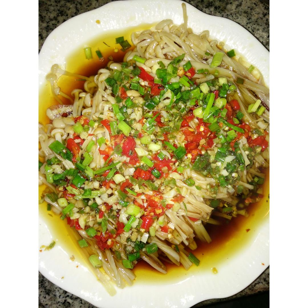 剁椒金针菇