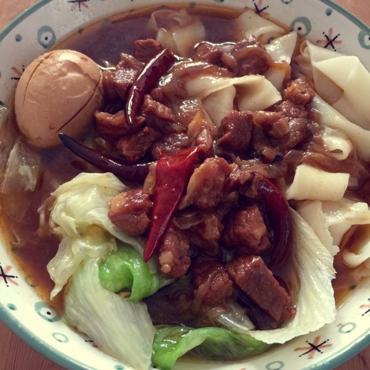 牛肉板面