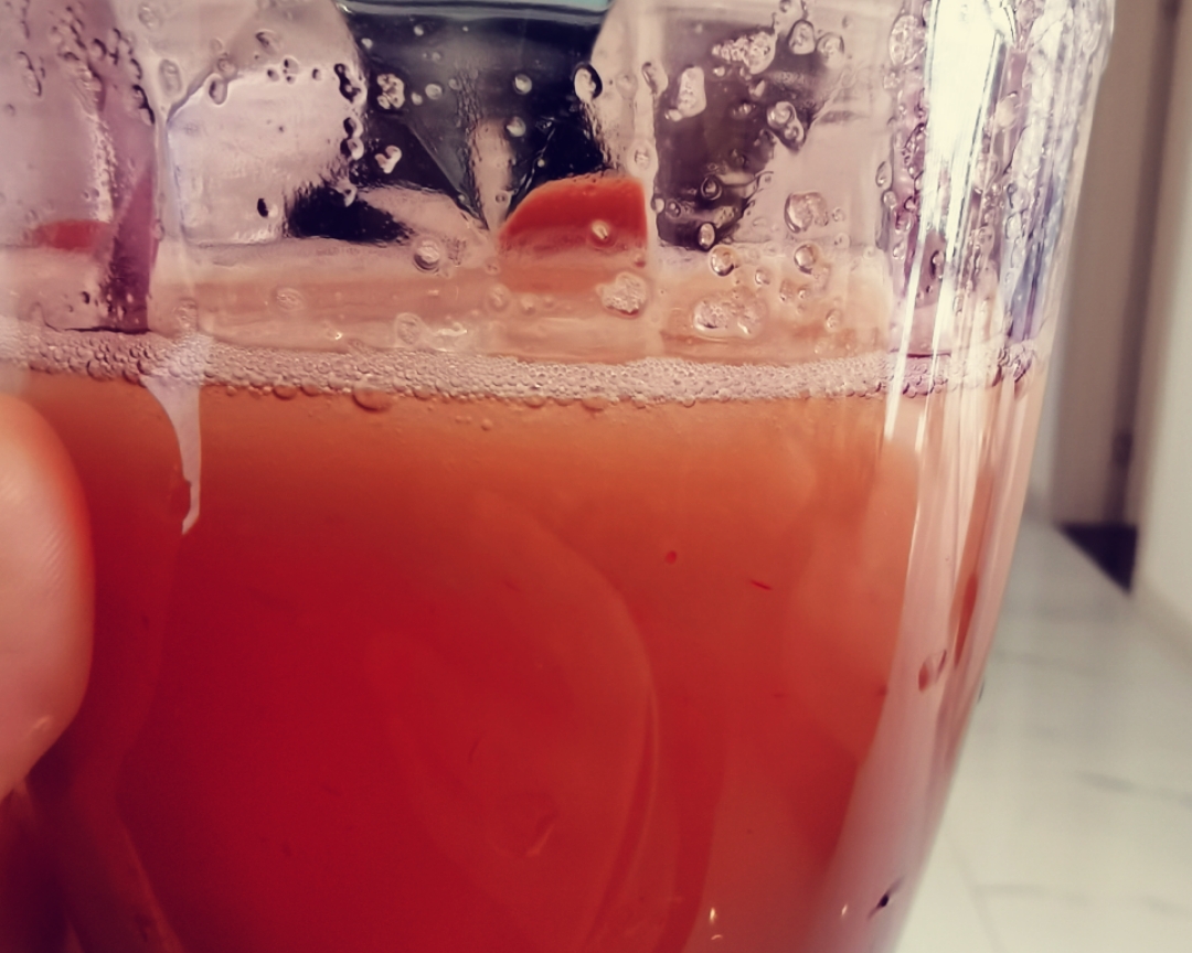 减脂饮品～苹果番茄汁，高血脂高血压胖胖可爱的专属果汁的做法