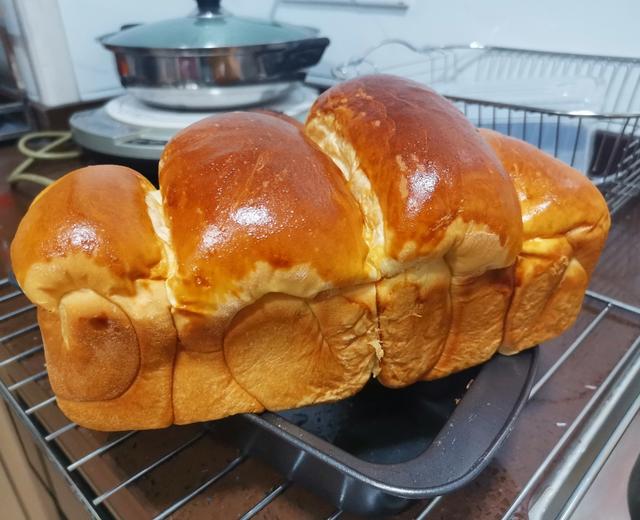 土司面包+六合牛油面包的做法