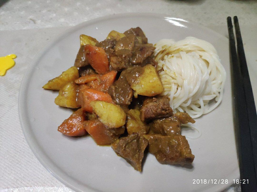 咖喱牛肉饭