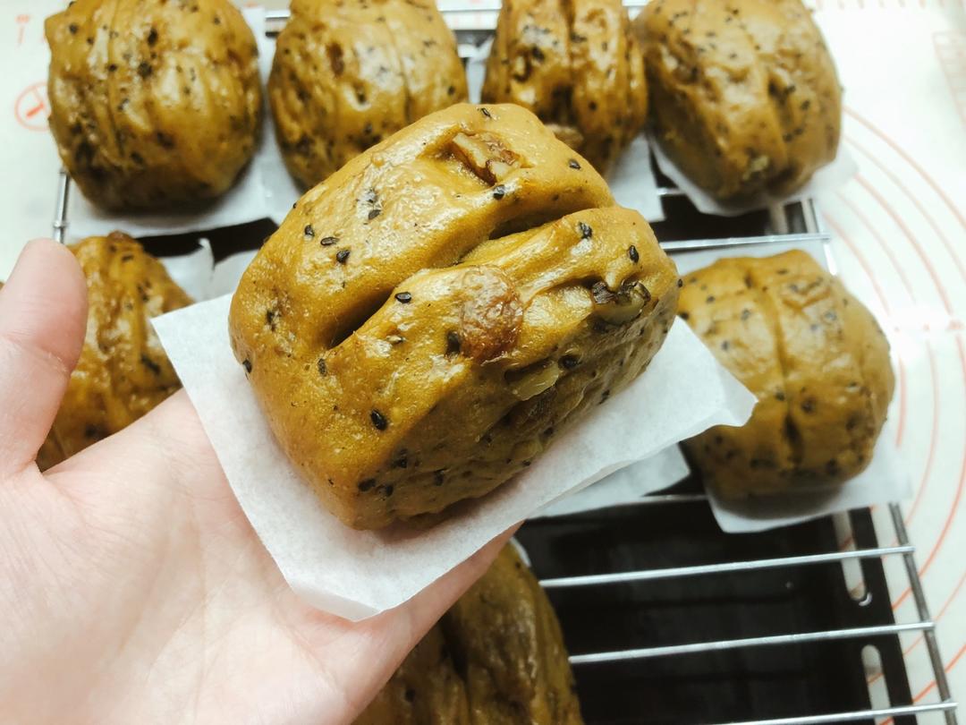 有料的红糖馒头（土豪包）