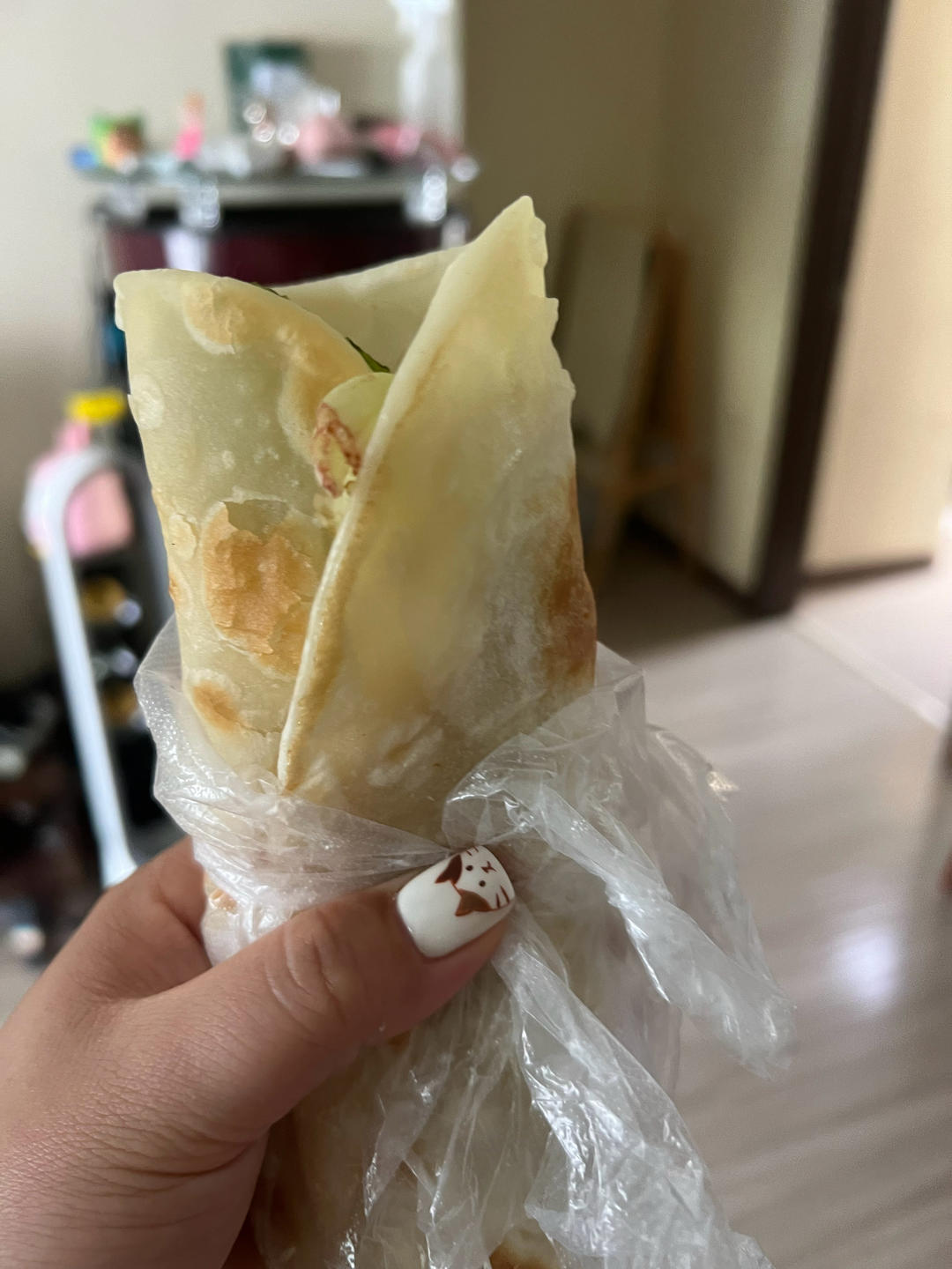 鼓大泡的鸡蛋灌饼