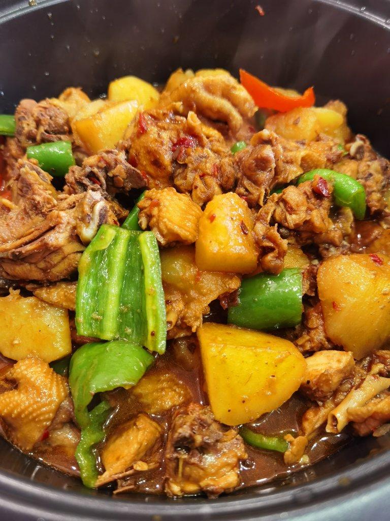 土豆烧鸡（非常下饭哦~）