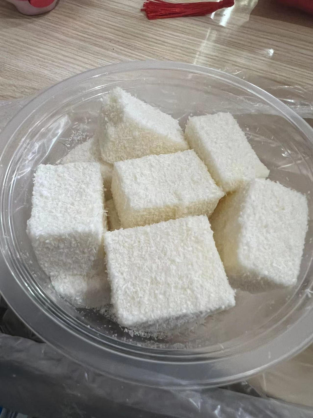 完胜85度C牛奶椰丝小方