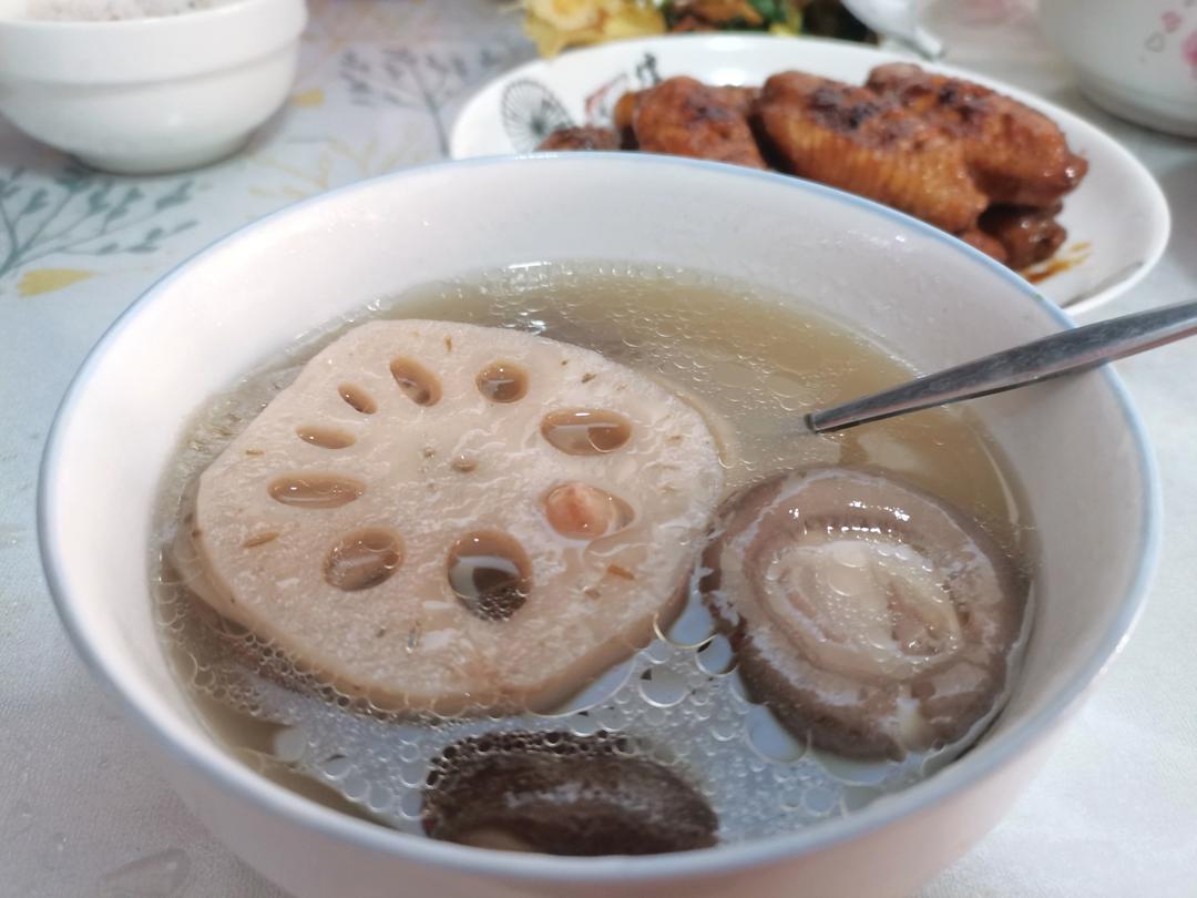 香菇莲藕汤