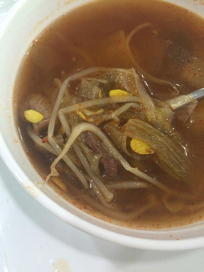 韩式豆芽内脏白萝卜苏子叶辣酱汤的做法
