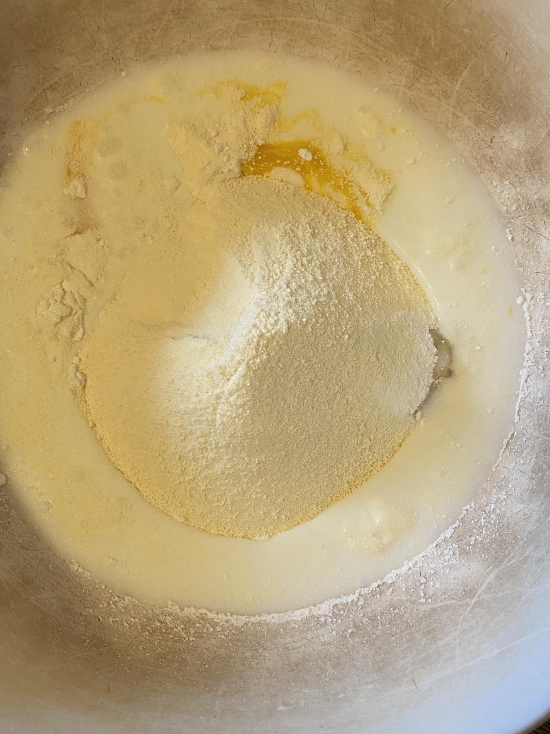 纯奶手撕吐司的做法 步骤1