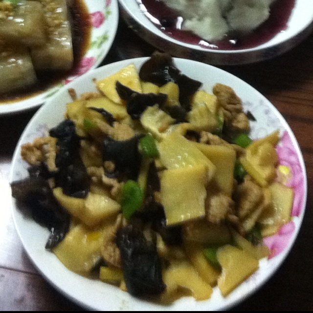 木耳笋片炒肉