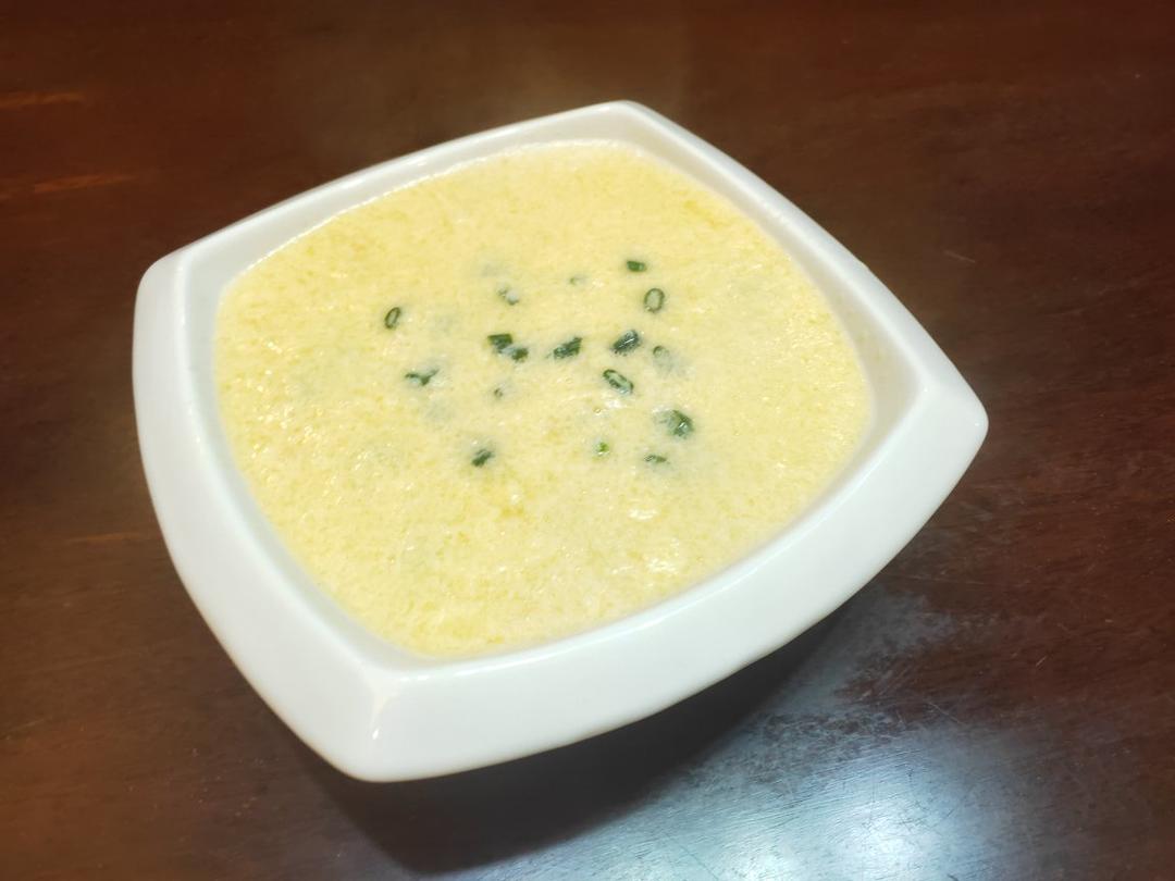 一碗漂亮又鲜嫩无比的基础蛋花汤