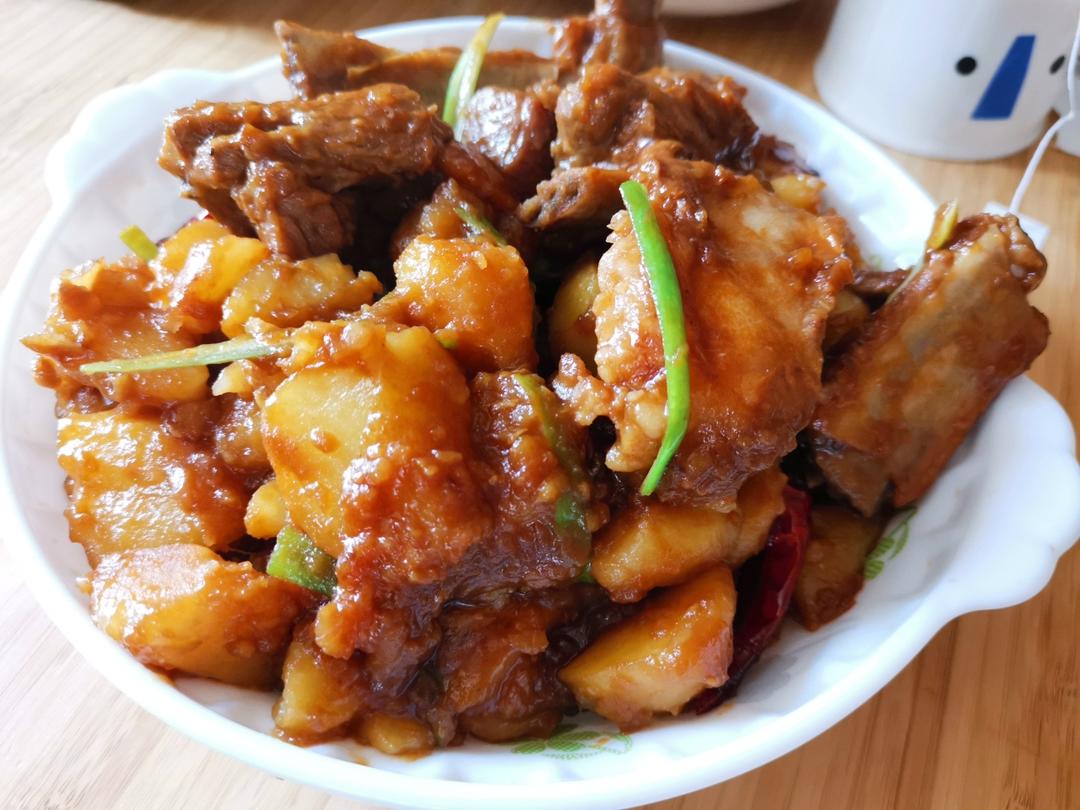 土豆炖排骨