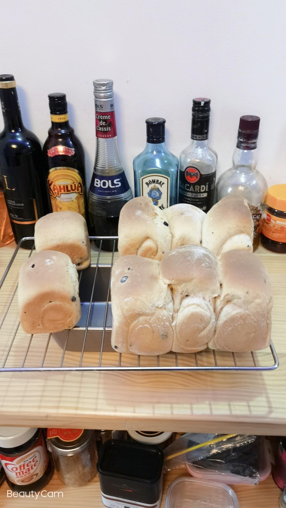 西红柿芝士黑橄榄吐司