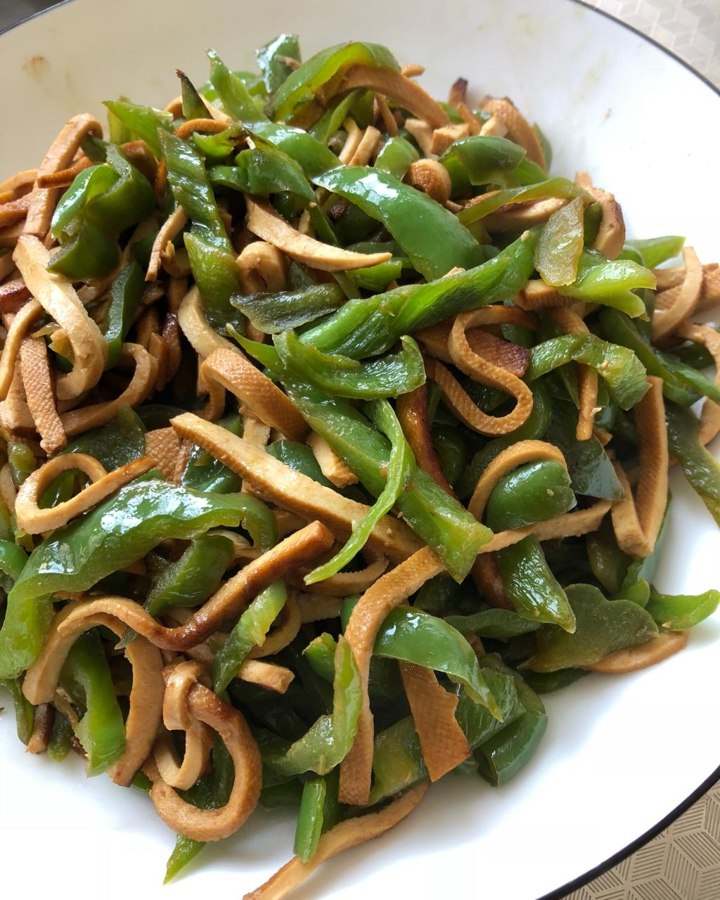 伍月未的蓝做的辣椒炒酱干