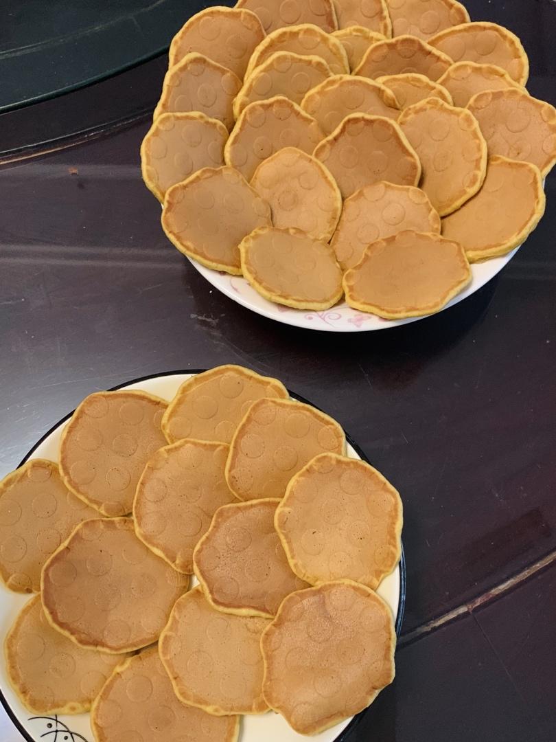 拯救蚯蚓做的中式松饼,早起3分钟煎好,又软又香
